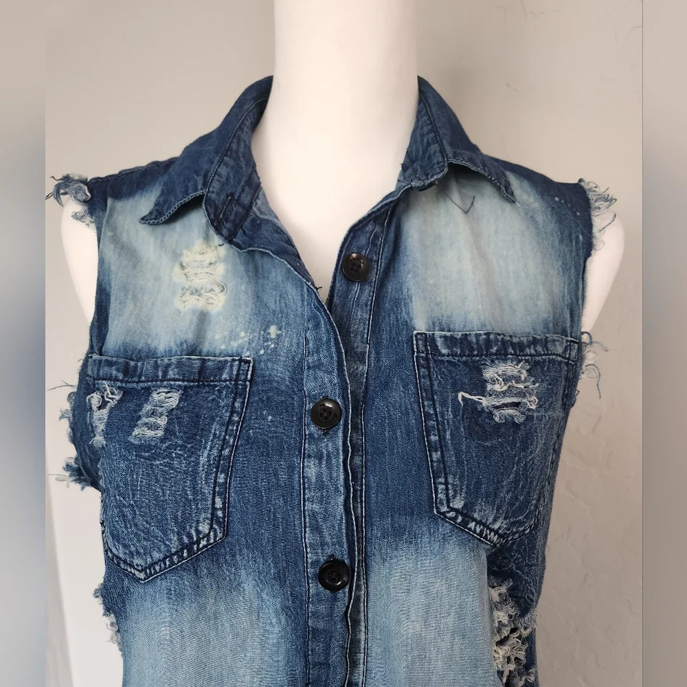 Thrill Jeans Sleeveless Denim Distressed Collared Top Shirt Blouse High Low Sz M - Picture 14 of 14